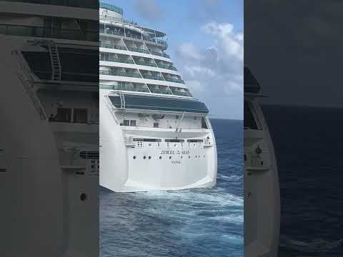 Virgin Voyages VS Royal Caribbean!! #cruiseship #cruise #virginvoyages #yt #ytshorts #shorts #travel
